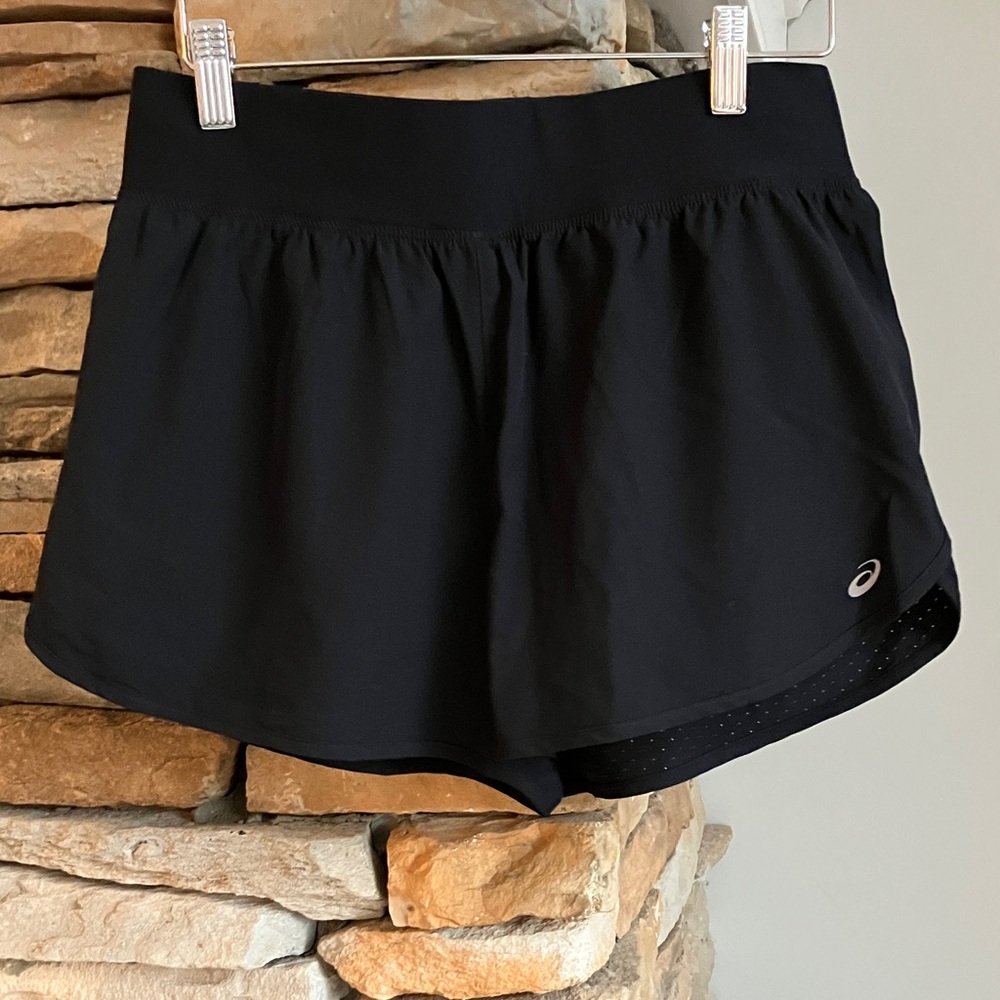 Asics Women's Black Skorts